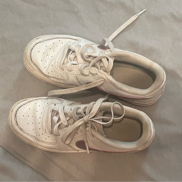 White and Pink Air Forces - Picture 2 of 6